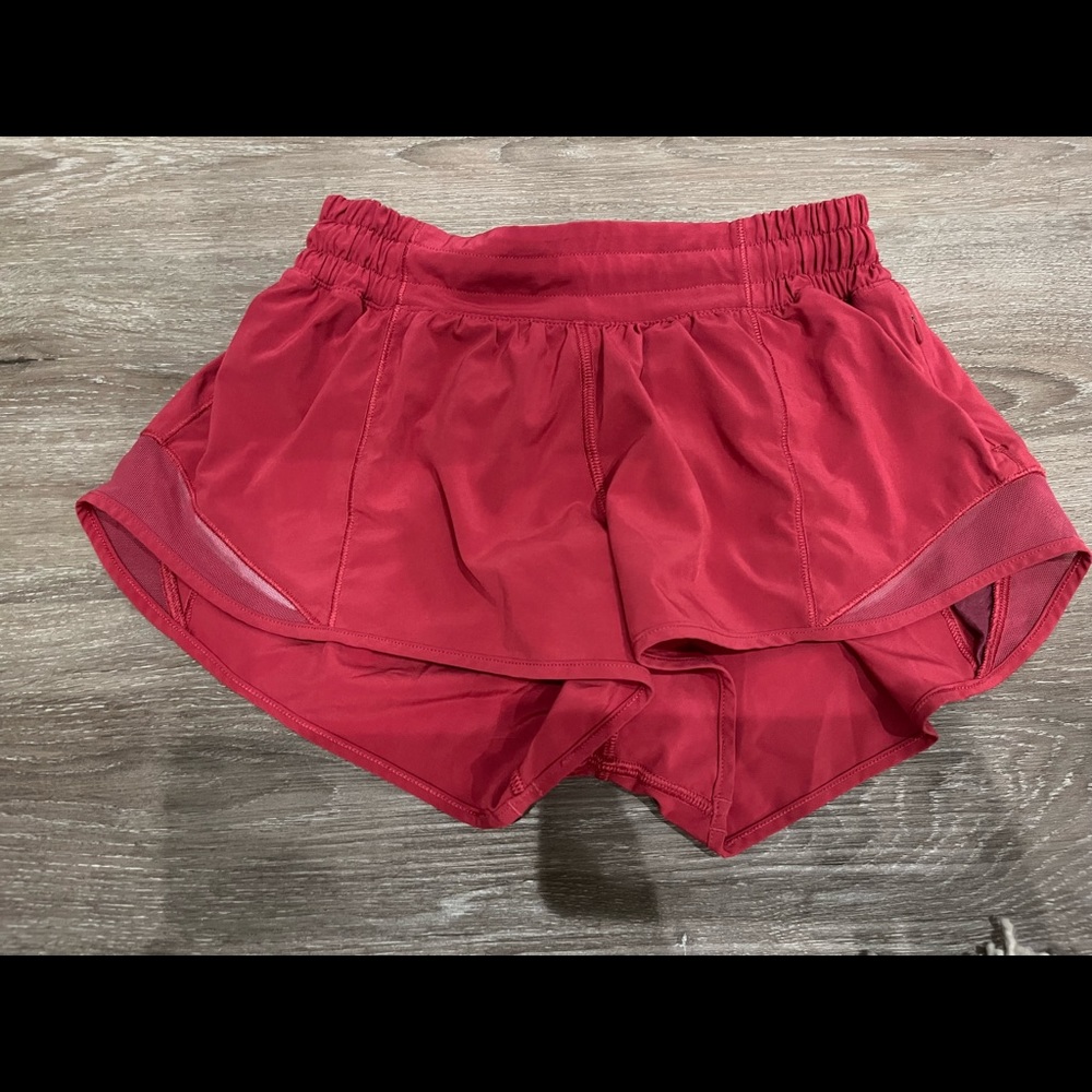Lululemon Hotty Hot Shorts 2.5” Raspberry Pink